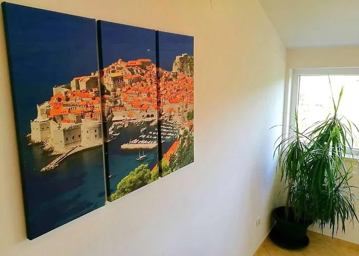 Kola - Two Bedroom With Balcony And Sea View 2 아파트