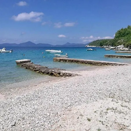 Kola With Balcony Apartament Banići